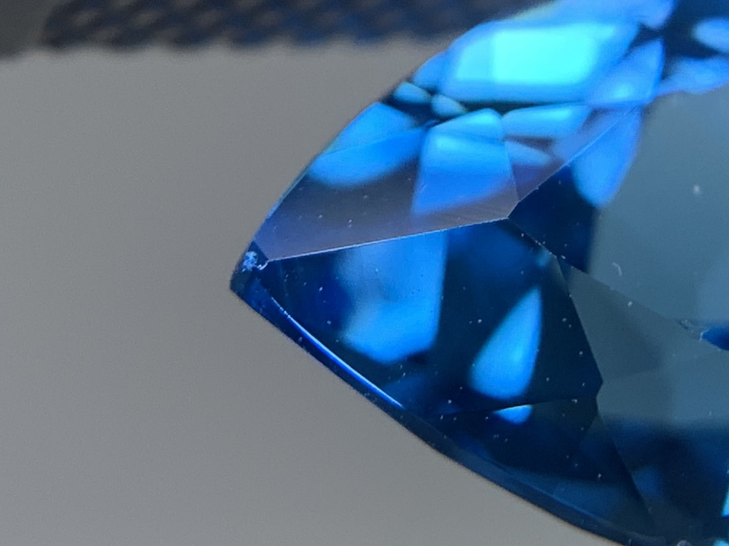 ブルートパーズ 天然 4.349ct 宝石ソーティング付き 12.8㎜×9.1㎜×5.4㎜ ルース（ 裸石 ） 4982Y