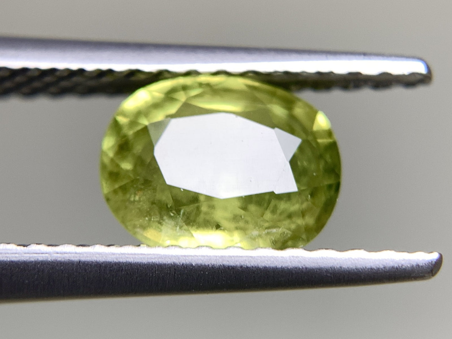 グリーンサファイア 1.252ct 宝石ソーティング付き 7.0㎜×5.7㎜×3.1㎜ 天然 ルース（ 裸石 ） 4503Y