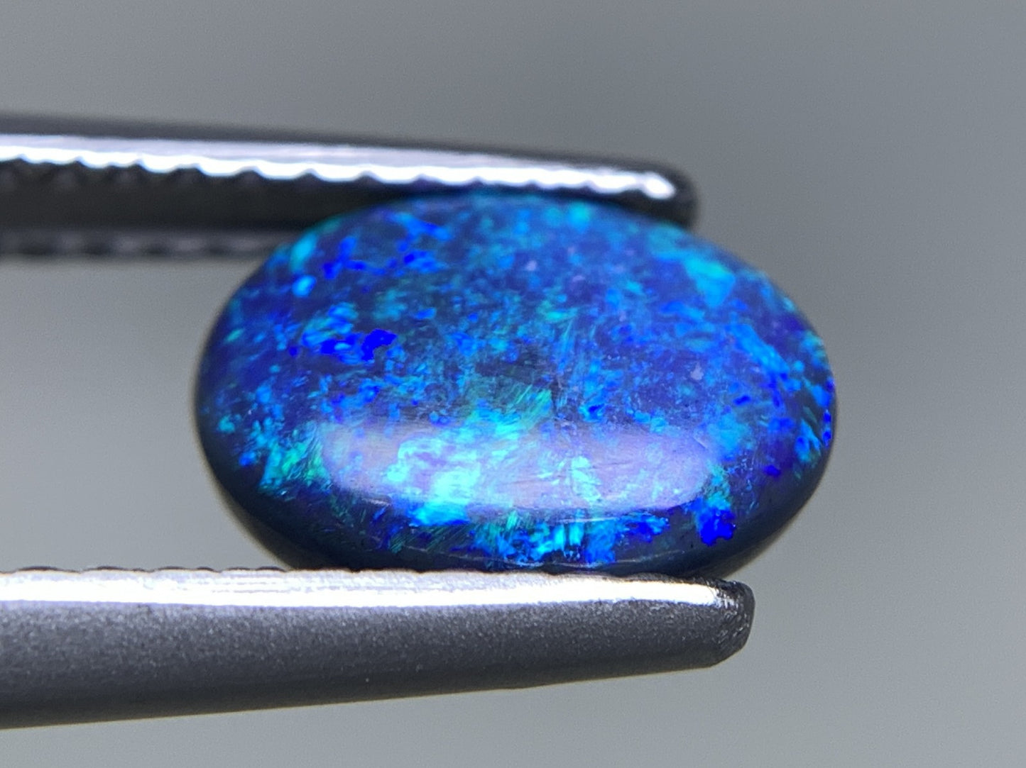 ブラックオパール 天然 1.458ct 中央宝石ソーティング付き 9.0㎜×6.8㎜×3.6㎜ ルース（ 裸石 ） 7130Y