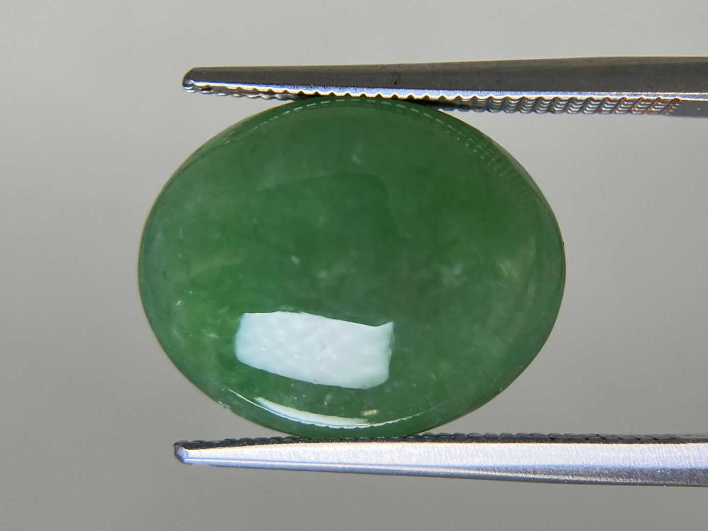 ヒスイ 翡翠 天然 11.848ct 宝石ソーティング付き 16.6㎜×13.4㎜×6.1㎜ ルース（ 裸石 ） 5703YY