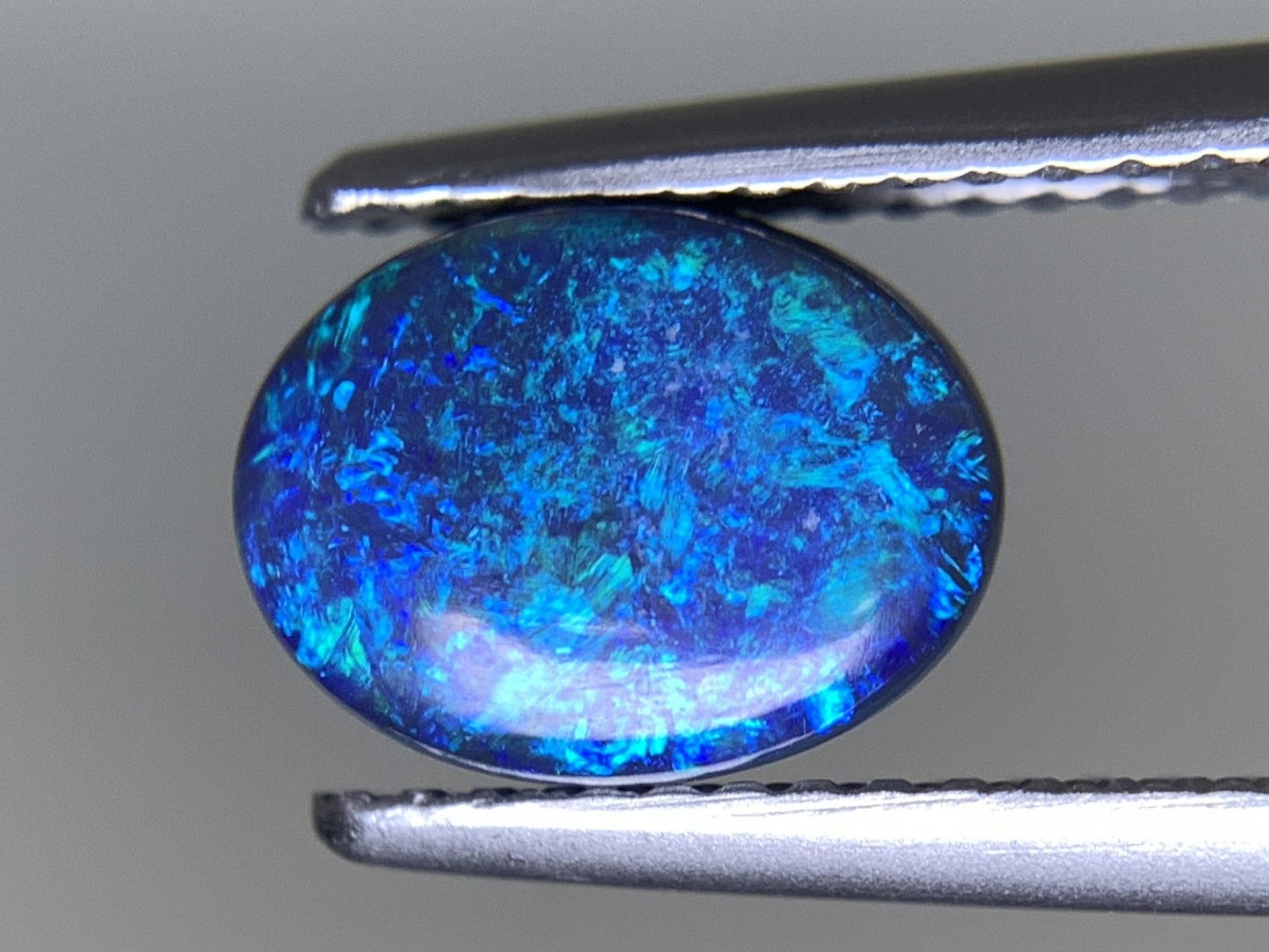 ブラックオパール 天然 1.458ct 中央宝石ソーティング付き 9.0㎜×6.8㎜×3.6㎜ ルース（ 裸石 ） 7130Y
