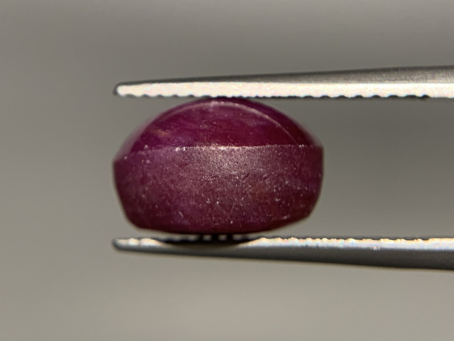 スタールビー 10.638ct 宝石ソーティング付き  11.8㎜×10.0㎜×7.8㎜  ルース（ 裸石 ） 3263Y