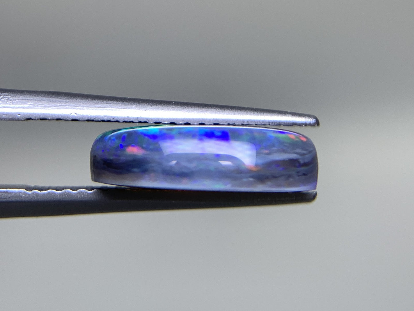 ブラックオパール 天然  3.264ct  宝石ソーティング付き  13.0㎜×9.1㎜×3.7㎜  ルース（ 裸石 ）  5518Y