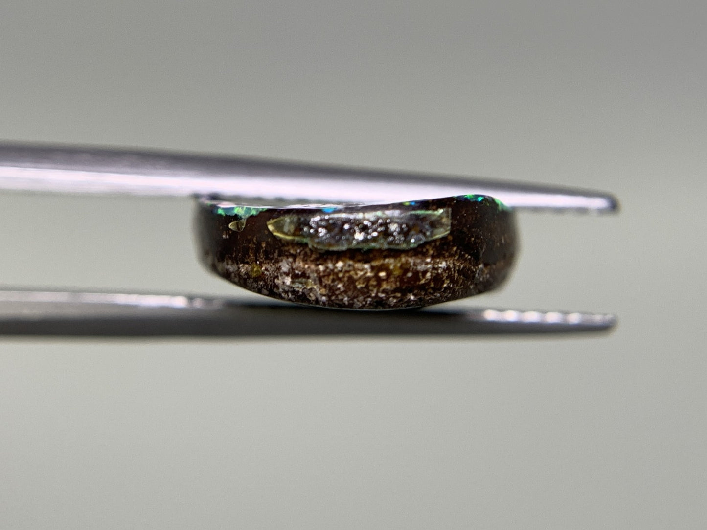 ボルダーオパール 9.557ct 宝石ソーティング付き  19.4㎜×13.3㎜×4.0㎜  ルース（ 裸石 ） 3276Y