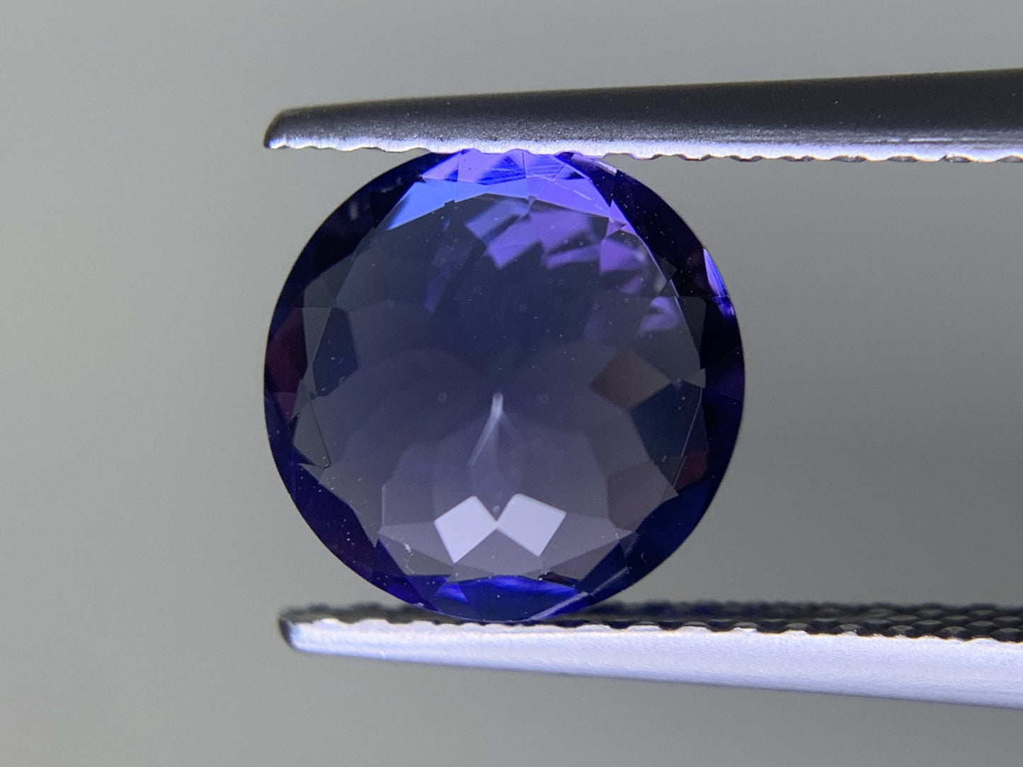 タンザナイト 天然 2.241ct 宝石ソーティング付き 8.1㎜×8.1㎜×4.7㎜ ルース（ 裸石 ） 6561Y