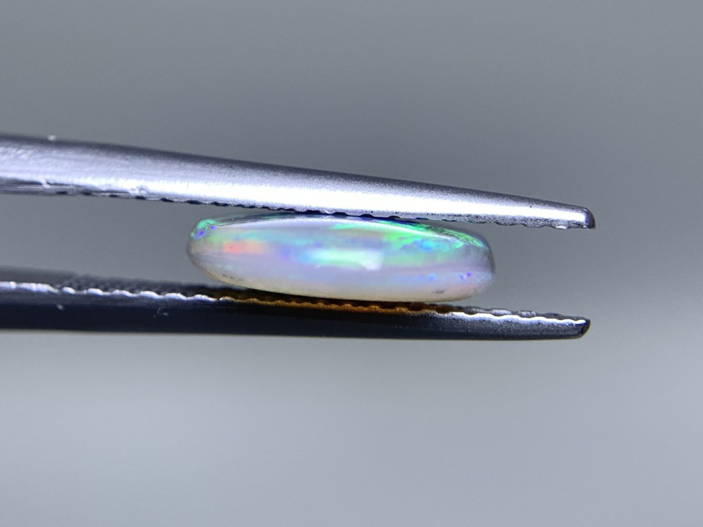 ブラックオパール 天然 2.083ct 宝石ソーティング付き 11.9㎜×10.0㎜×2.6㎜ ルース（ 裸石 ） 5570Y