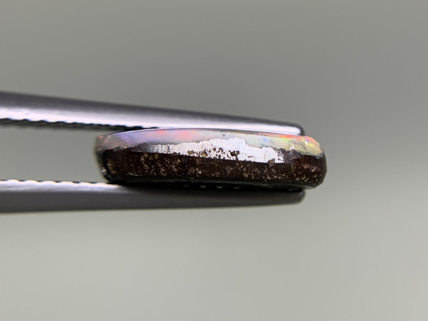 ボルダーオパール 2.413ct 宝石ソーティング付き  11.5㎜×8.2㎜×2.8㎜  ルース（ 裸石 ） 3273Y