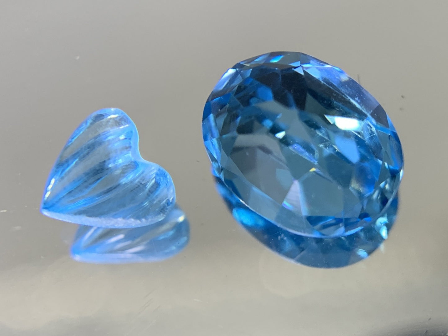 ブルートパーズ ２点セット 2.001ct　0.447ct 宝石ソーティング付き  ルース（ 裸石 ） 2224Y