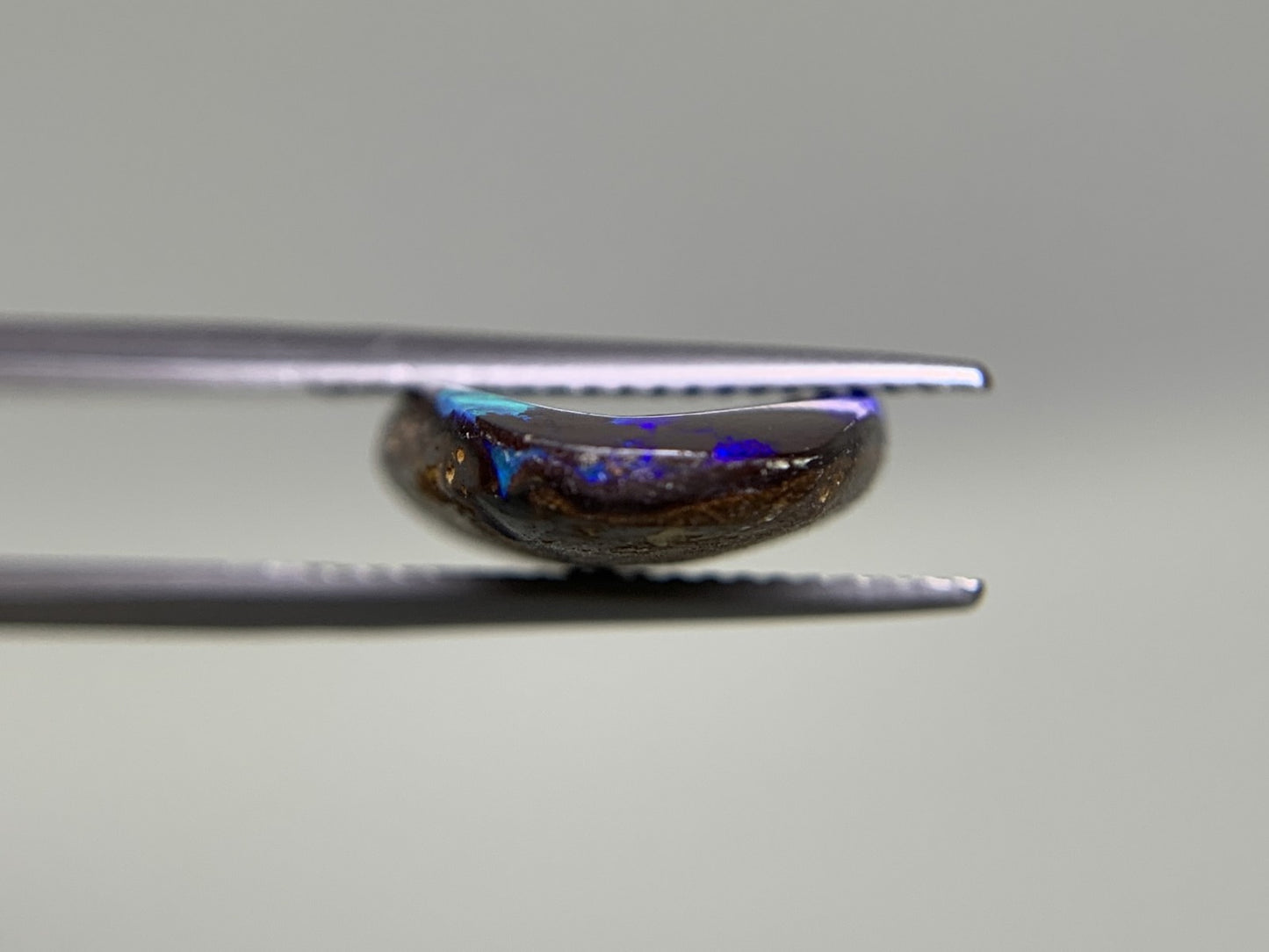 ボルダーオパール 7.952ct 宝石ソーティング付き  18.7㎜×13.0㎜×4.6㎜  ルース（ 裸石 ） 3274Y