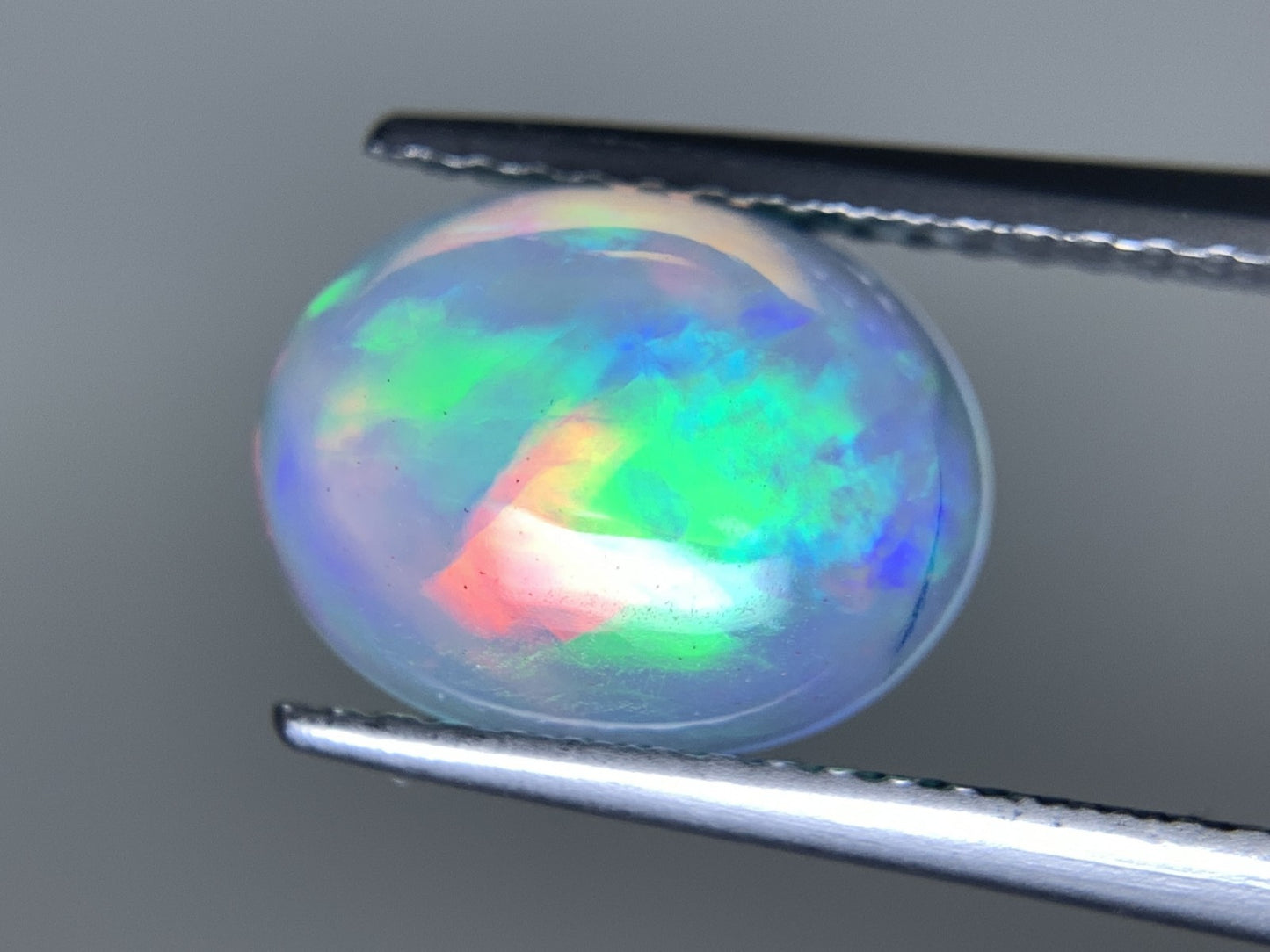 オパール 1.776ct  宝石ソーティング付き  10.7㎜×8.2㎜×3.8㎜  天然 ルース（ 裸石 ） 4544Y