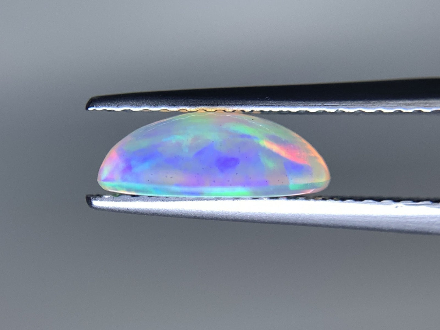 オパール 1.776ct  宝石ソーティング付き  10.7㎜×8.2㎜×3.8㎜  天然 ルース（ 裸石 ） 4544Y