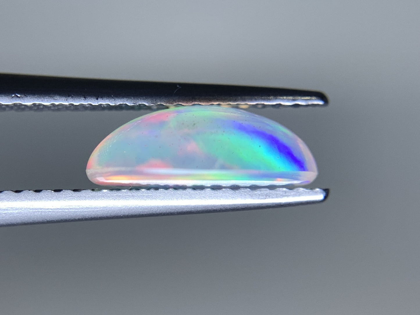 オパール 1.776ct  宝石ソーティング付き  10.7㎜×8.2㎜×3.8㎜  天然 ルース（ 裸石 ） 4544Y