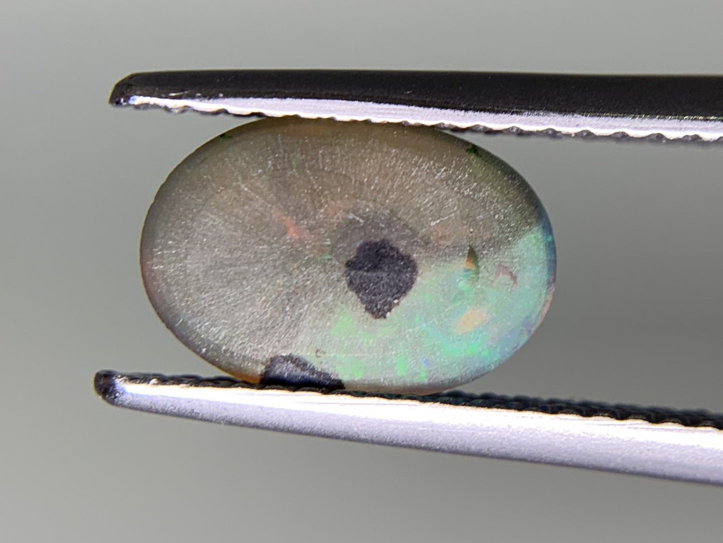 ブラックオパール 1.583ct 宝石ソーティング付き  10.4㎜×7.2㎜×3.2㎜ ルース（ 裸石 ） 2233Y