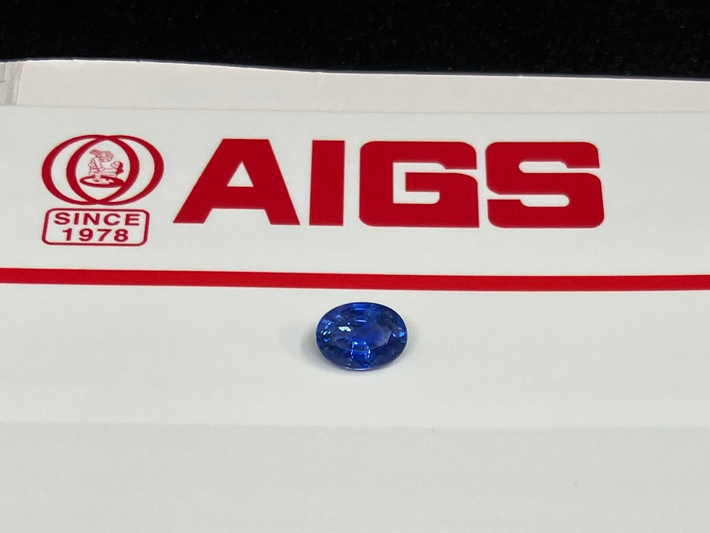 サファイア 1.08ct AIGS鑑別書付き  コーンフラワー（CF）7.00㎜×5.12㎜×3.39㎜ ルース（ 裸石 ） 3190YY