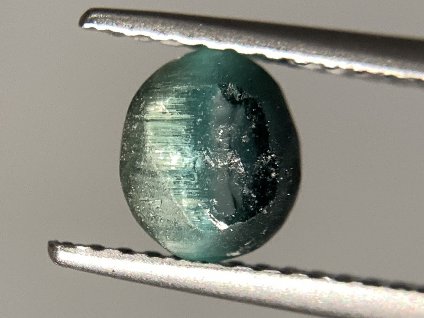 トルマリンキャッツアイ 1.556ct  宝石ソーティング付き  6.3㎜×5.4㎜×5.2㎜  天然 ルース（ 裸石 ） 4668Y