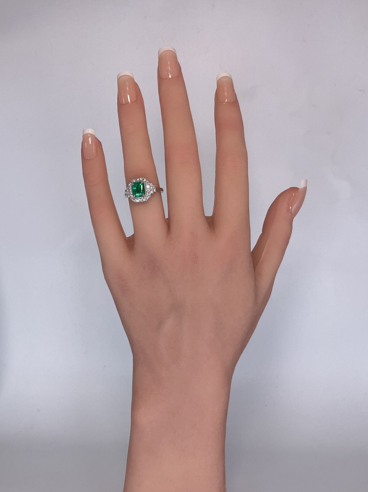 エメラルド 1.53ct Colombia intense to vivid green GRS鑑別書 D0.47ct PT900 6.0g 指輪 （JP12号） サイズ直し無料 7750K