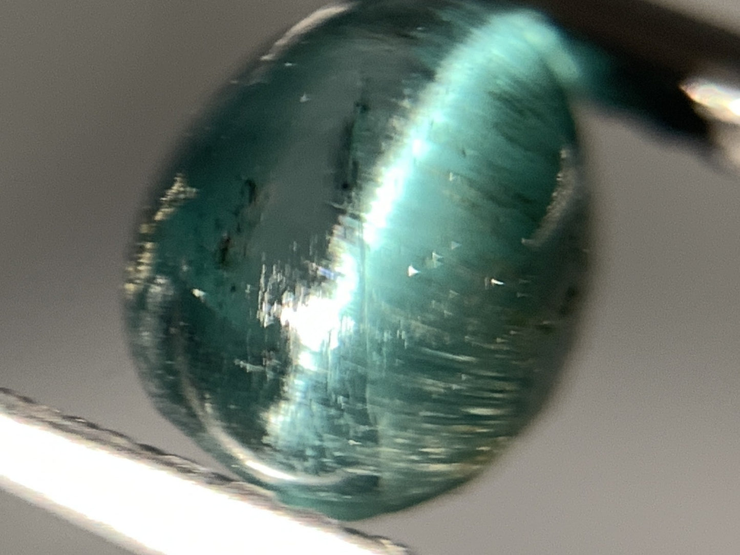 トルマリンキャッツアイ 1.556ct  宝石ソーティング付き  6.3㎜×5.4㎜×5.2㎜  天然 ルース（ 裸石 ） 4668Y