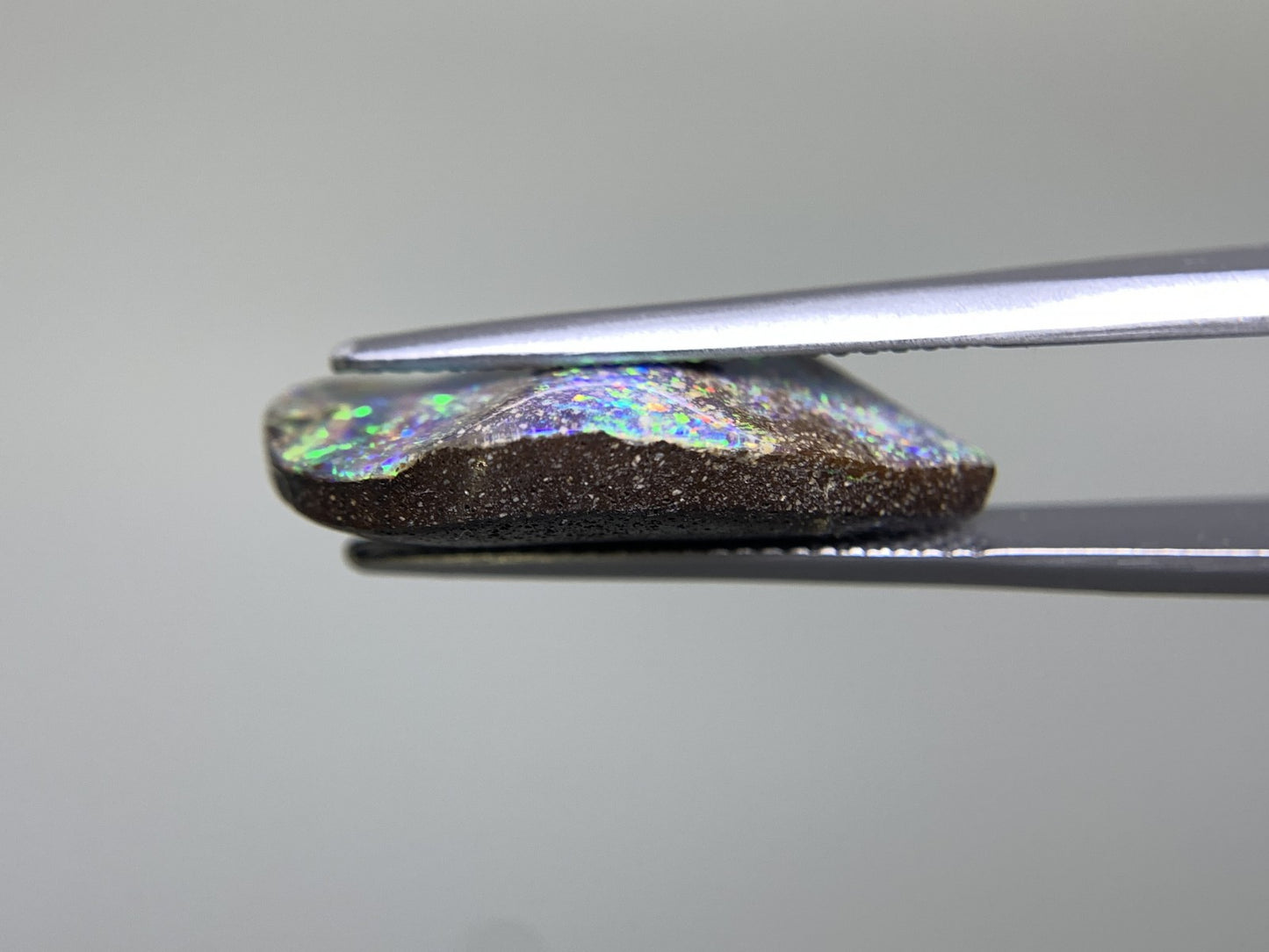 ボルダーオパール 10.976ct 宝石ソーティング付き  22.5㎜×13.1㎜×5.8㎜ ルース（ 裸石 ） 2245Y