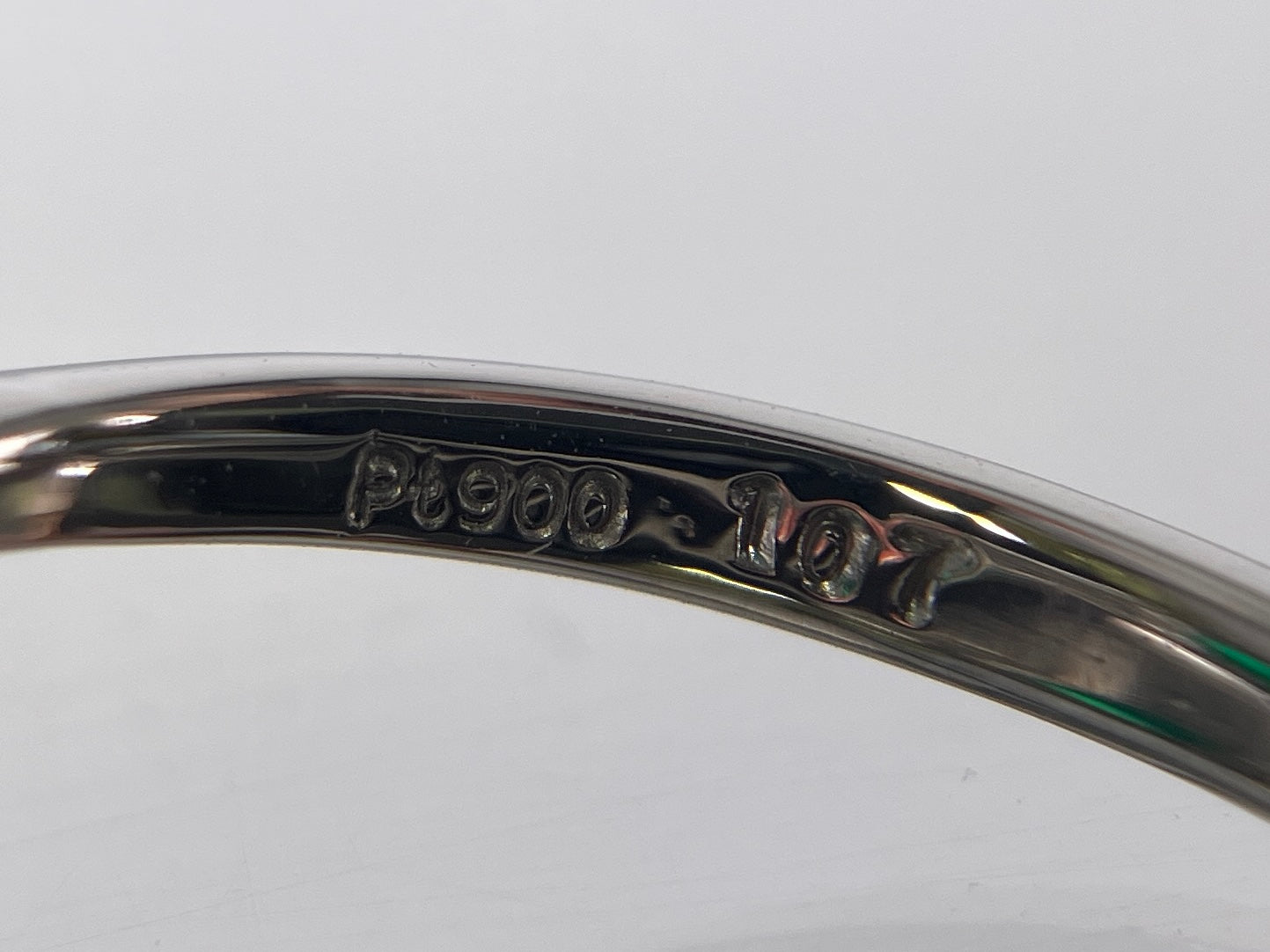 エメラルド 1.07ct Zambia vivid to deep green 宝石鑑別書 D0.47ct PT900 6.0g 指輪 （JP12号） サイズ直し無料 7927K