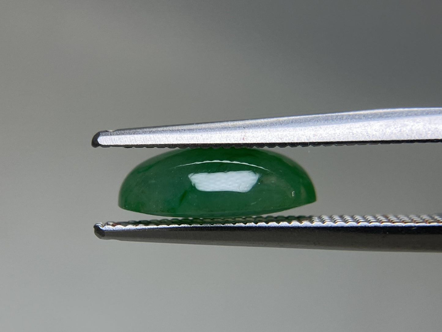 ヒスイ 翡翠  天然  3.499ct  宝石ソーティング付き  11.2㎜×8.2㎜×3.9㎜   ルース（ 裸石 ） 5898YY