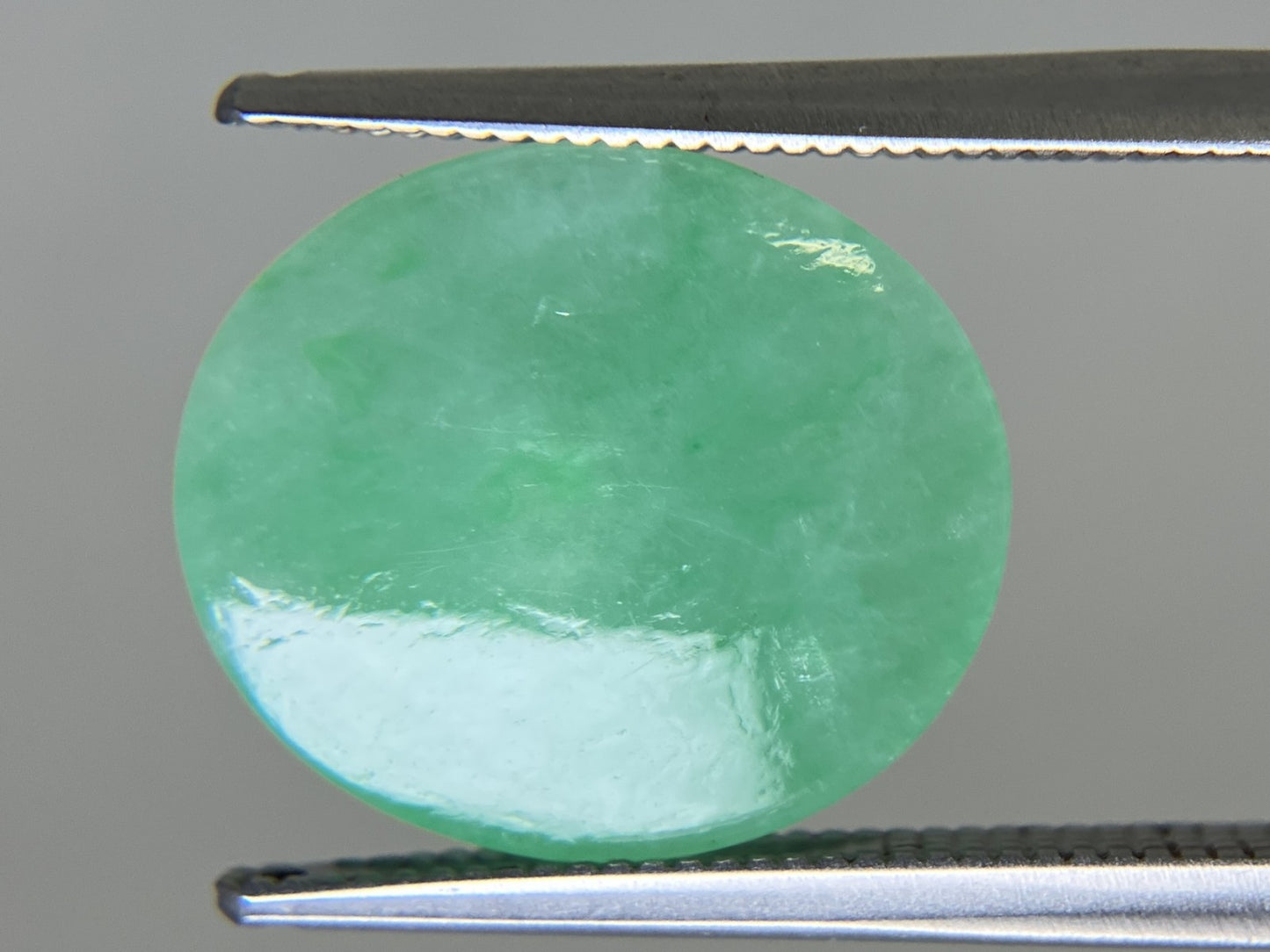 ヒスイ 翡翠 天然 9.710ct 宝石ソーティング付き 14.0㎜×12.3㎜×6.0㎜ ルース（ 裸石 ） 5897YY