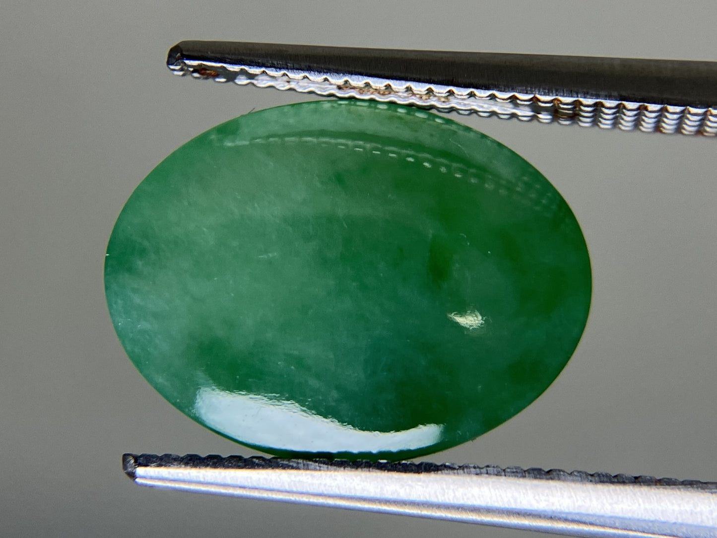 ヒスイ 翡翠 天然 6.505ct 宝石ソーティング付き 13.9㎜×10.8㎜×4.8㎜ ルース（ 裸石 ） 5894YY