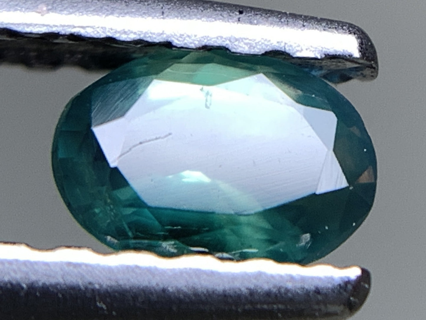 アレキサンドライト  天然  0.300ct  中央宝石ソーティング付き  4.56㎜×3.27㎜×2.39㎜   ルース（ 裸石 ） 5465Y