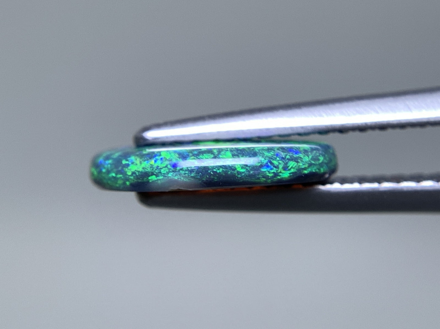 ブラックオパール 天然 1.369ct 中央宝石ソーティング付き 11.0㎜×8.5㎜×2.0㎜ ルース（ 裸石 ） 7208Y
