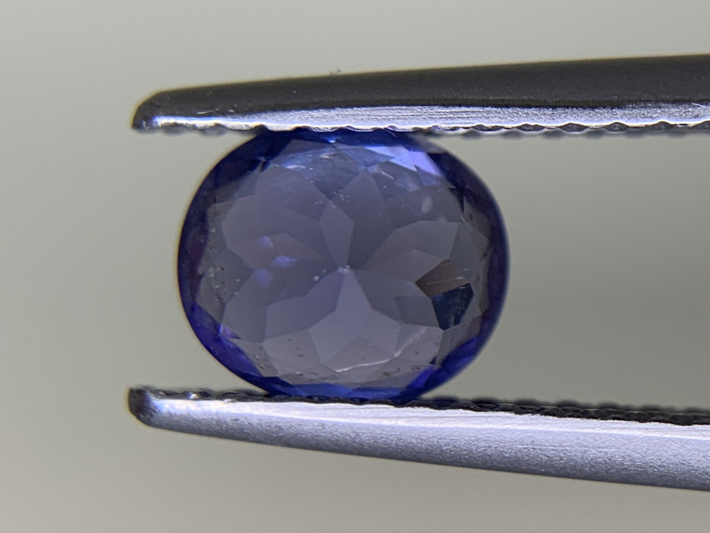 タンザナイト 1.164ct  宝石ソーティング付き  7.0㎜×6.1㎜×3.7㎜  ルース（ 裸石 ） 4092Y