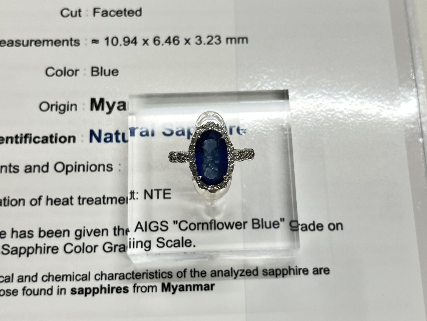 サファイア 2.55ct ビルマ産 非加熱 コンフラワーブルー AIGS鑑別書 D0.38ct PT900 4.4g 指輪 （JP9号） サイズ直し無料 8710S