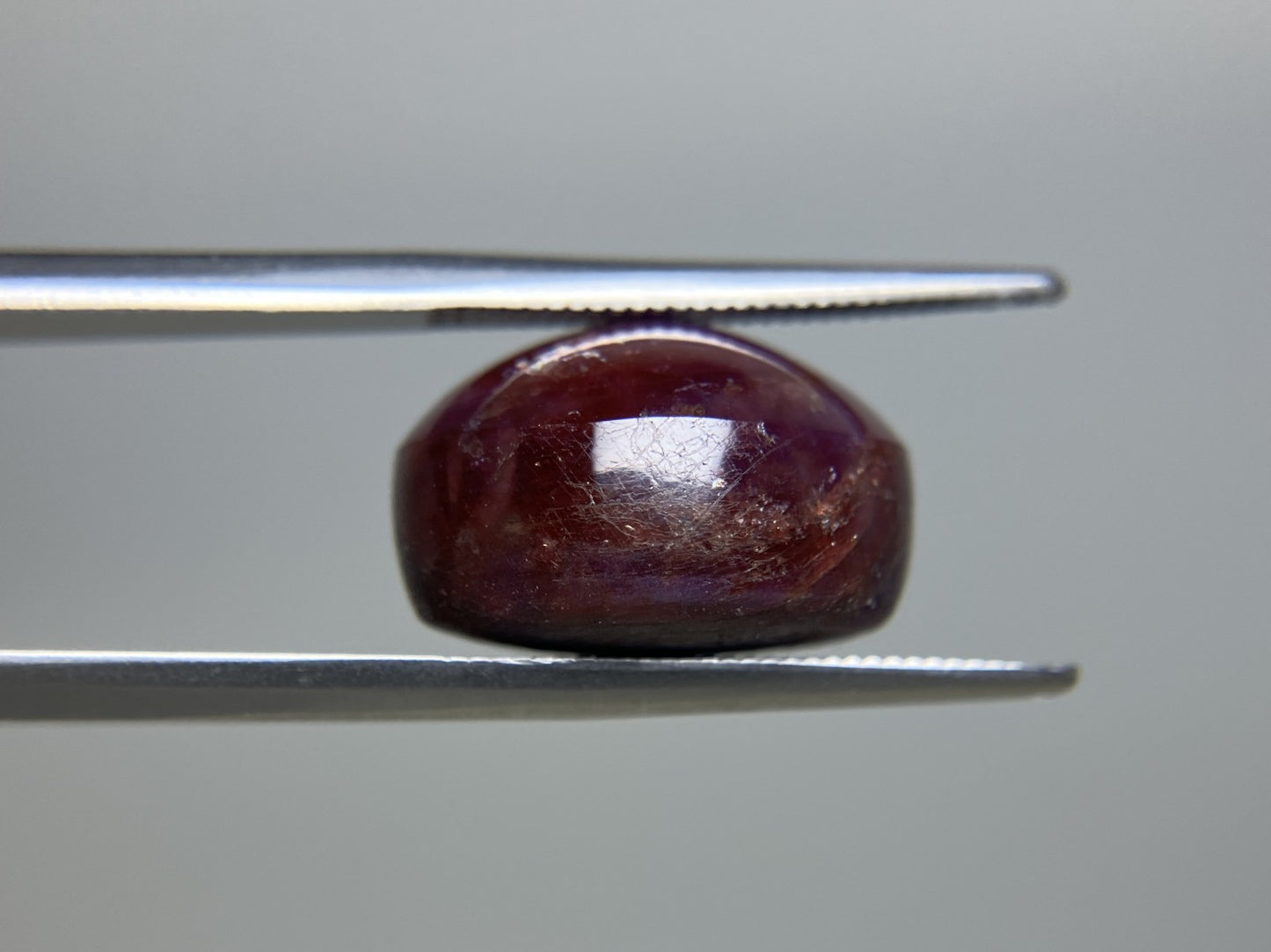 スタールビー 天然  22.766ct  宝石ソーティング付き  15.5㎜×12.6㎜×9.9㎜ ルース（ 裸石 ）  5993YY
