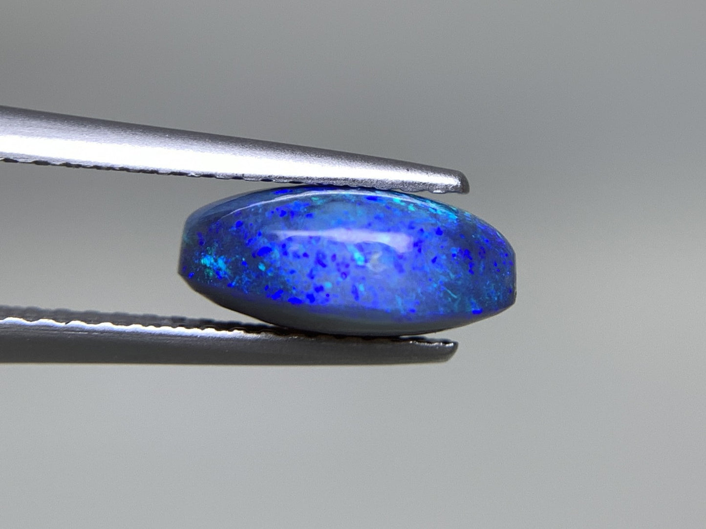 ブラックオパール  天然  1.842ct  中央宝石ソーティング付き  10.0㎜×6.8㎜×4.4㎜   ルース（ 裸石 ） 5477Y