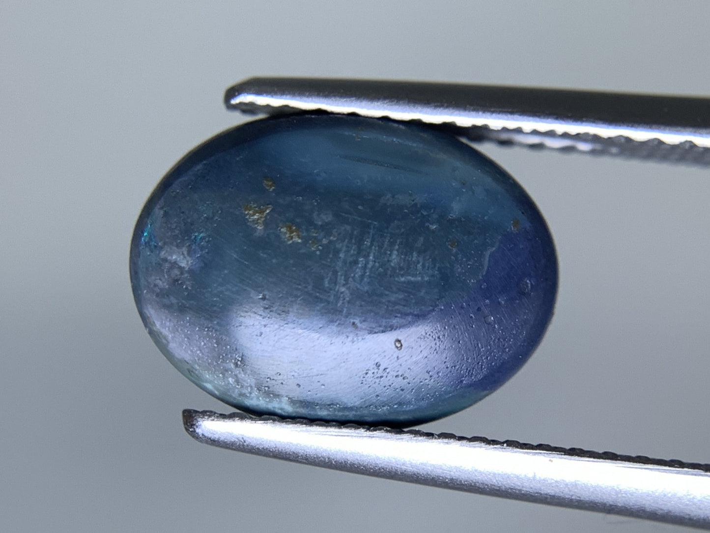 ブラックオパール 天然 2.464ct 中央宝石ソーティング付き 11.6㎜×8.8㎜×3.8㎜ ルース（ 裸石 ） 7148Y