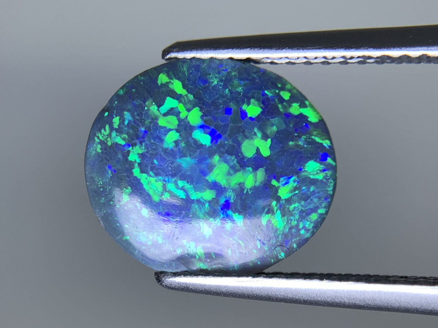 ブラックオパール 天然 2.504ct 中央宝石ソーティング付き 12.2㎜×10.6㎜×3.1㎜ ルース（ 裸石 ） 7201Y