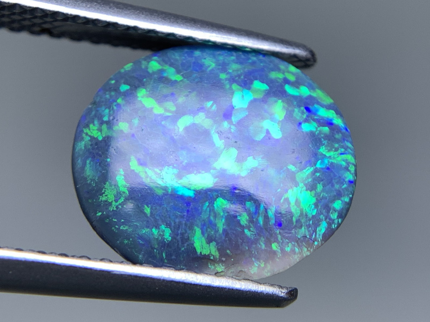 ブラックオパール 天然 2.504ct 中央宝石ソーティング付き 12.2㎜×10.6㎜×3.1㎜ ルース（ 裸石 ） 7201Y