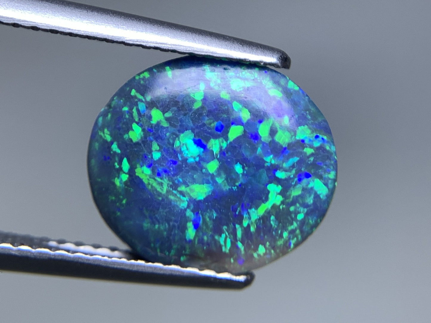 ブラックオパール 天然 2.504ct 中央宝石ソーティング付き 12.2㎜×10.6㎜×3.1㎜ ルース（ 裸石 ） 7201Y