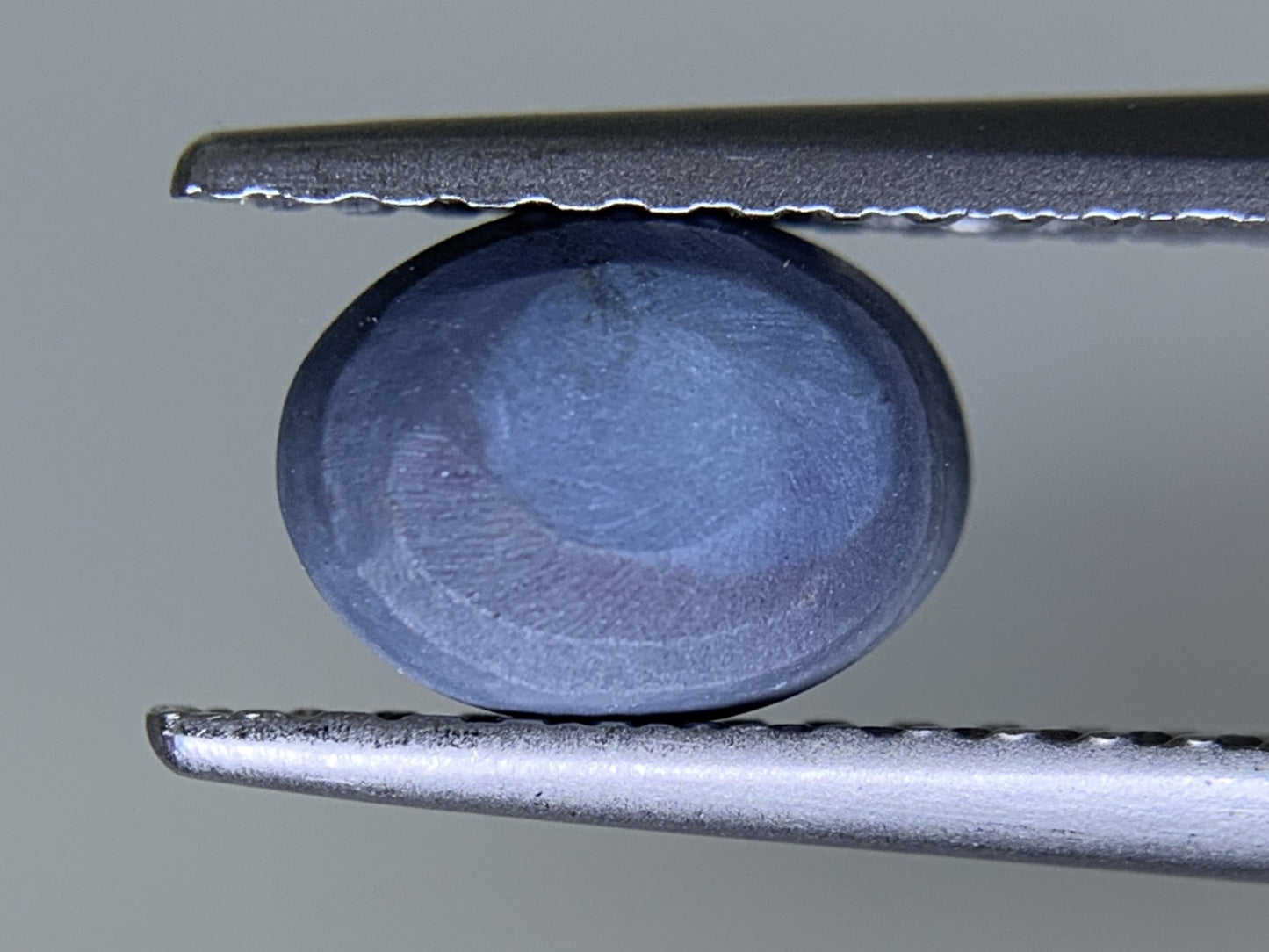 ブラックオパール 天然 0.614ct 宝石ソーティング付き 6.8㎜×5.2㎜×2.6㎜ ルース（ 裸石 ） 6554Y