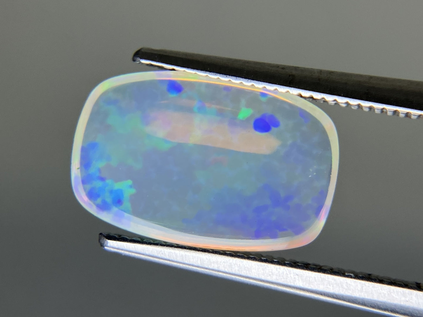オパール 天然 1.942ct 宝石ソーティング付き 13.4㎜×8.7㎜×3.3㎜ ルース（ 裸石 ） 6169YY
