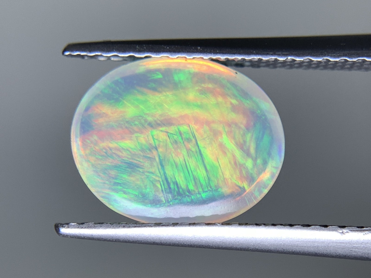 オパール 1.468ct  宝石ソーティング付き  11.0㎜×8.8㎜×3.8㎜  天然 ルース（ 裸石 ） 4410Y