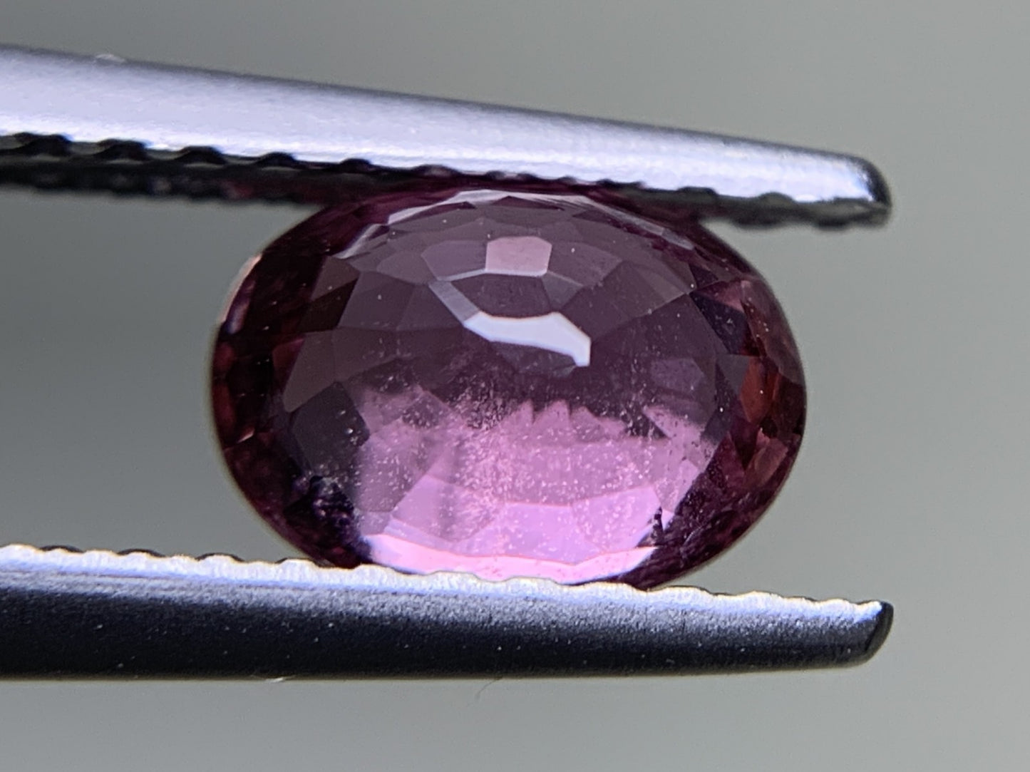 サファイア 天然 1.065ct 宝石ソーティング付き 6.6㎜×4.9㎜×3.3㎜ ルース（ 裸石 ） 6594Y