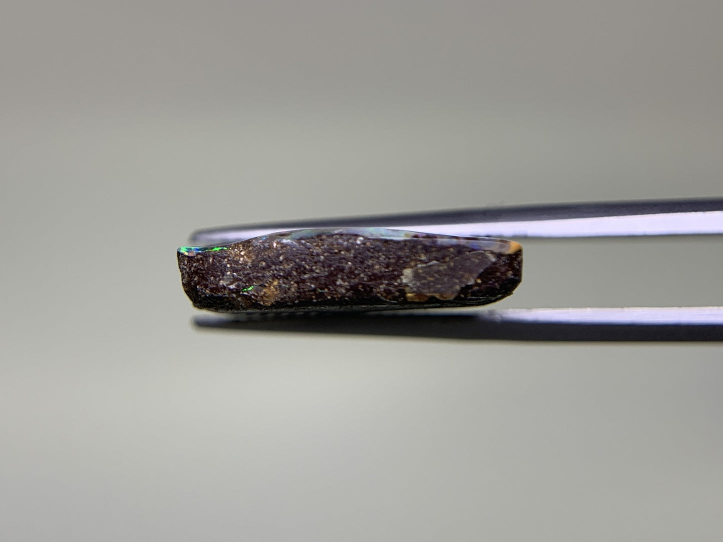 ボルダーオパール 11.993ct 宝石ソーティング付き  19.2㎜×16.6㎜×4.1㎜  ルース（ 裸石 ） 3369Y