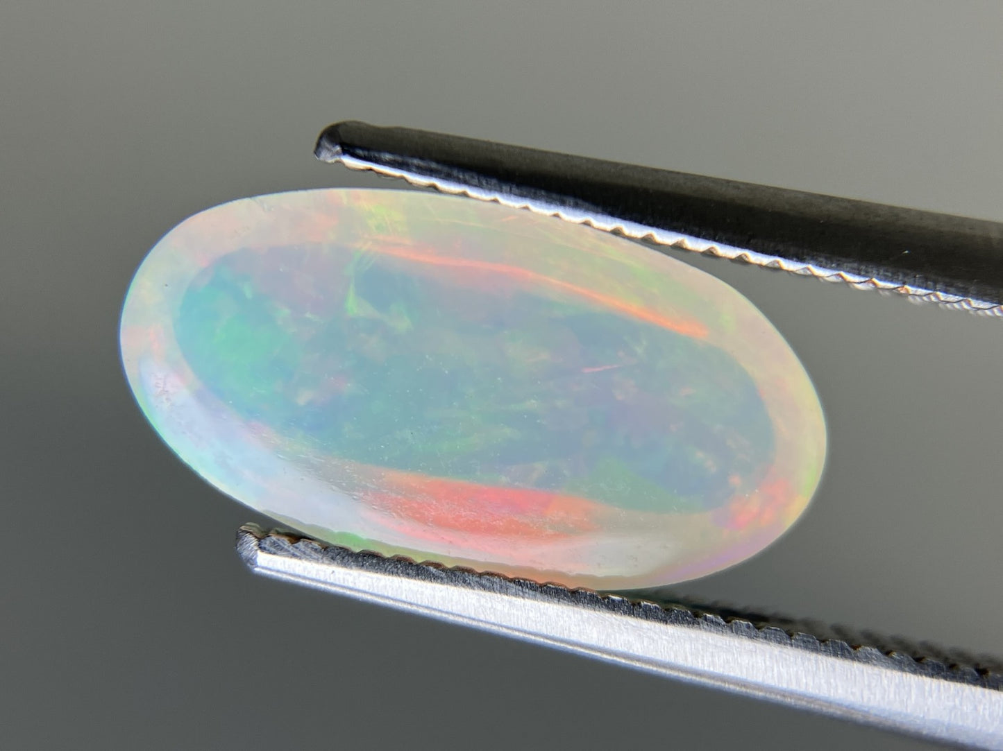 オパール 天然  2.593ct  宝石ソーティング付き  13.7㎜×7.1㎜×5.0㎜ ルース（ 裸石 ）  6161YY