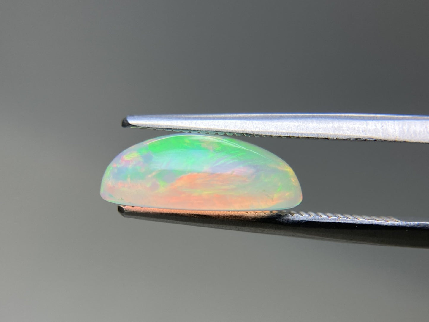 オパール 天然  2.593ct  宝石ソーティング付き  13.7㎜×7.1㎜×5.0㎜ ルース（ 裸石 ）  6161YY