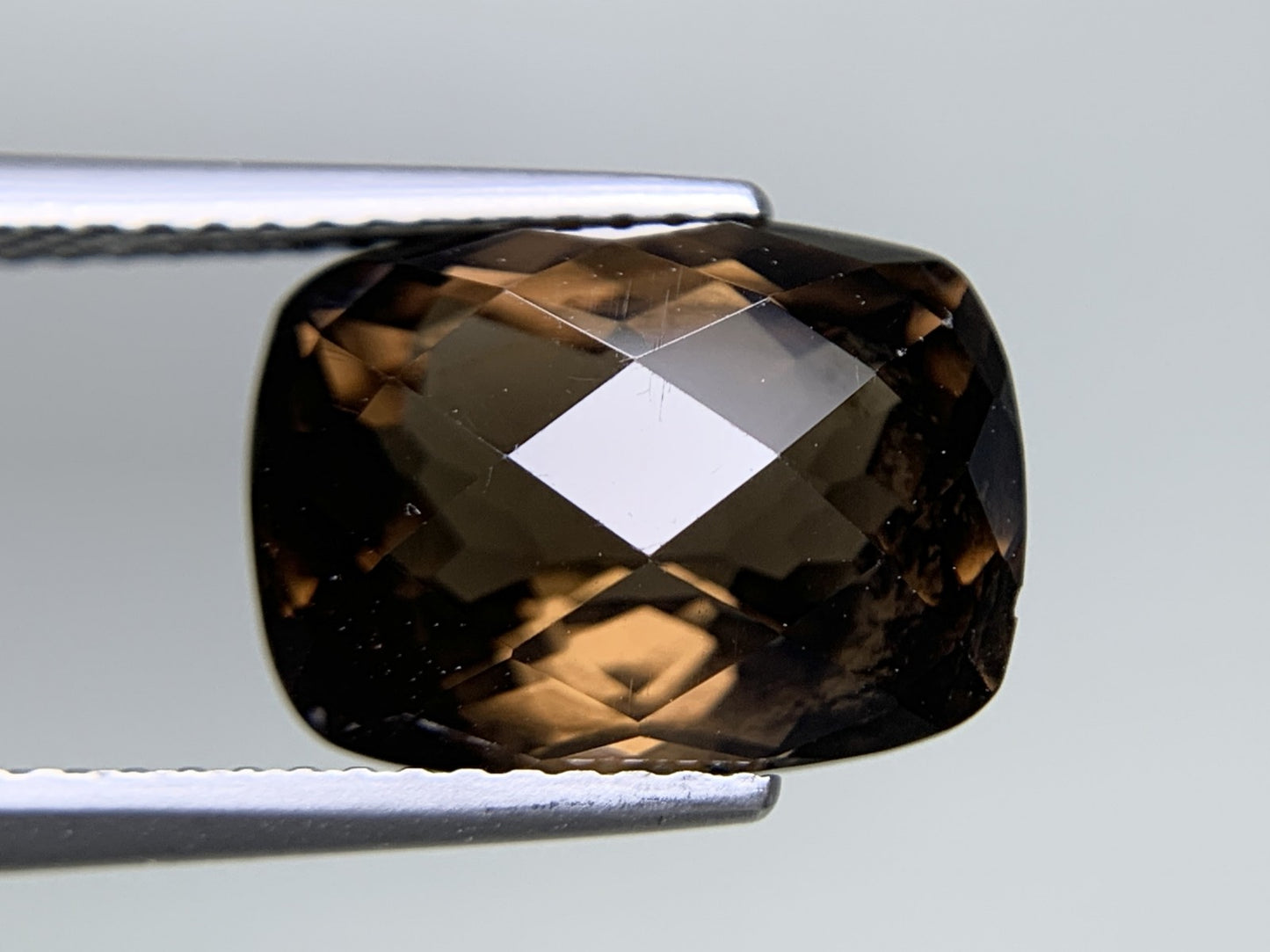 スモーキークォーツ 天然 4.823ct 宝石ソーティング付き 12.0㎜×9.0㎜×7.0㎜ ルース（ 裸石 ） 8352Y