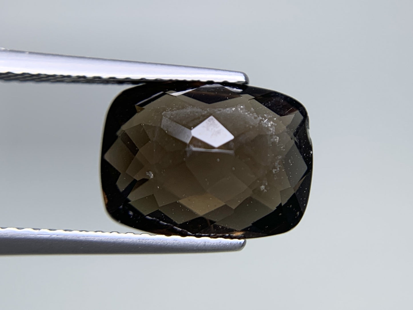 スモーキークォーツ 天然 4.823ct 宝石ソーティング付き 12.0㎜×9.0㎜×7.0㎜ ルース（ 裸石 ） 8352Y