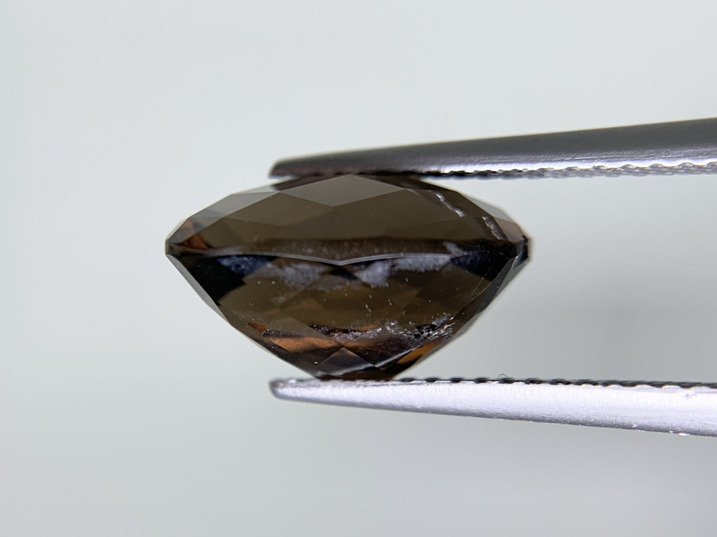 スモーキークォーツ 天然 4.823ct 宝石ソーティング付き 12.0㎜×9.0㎜×7.0㎜ ルース（ 裸石 ） 8352Y