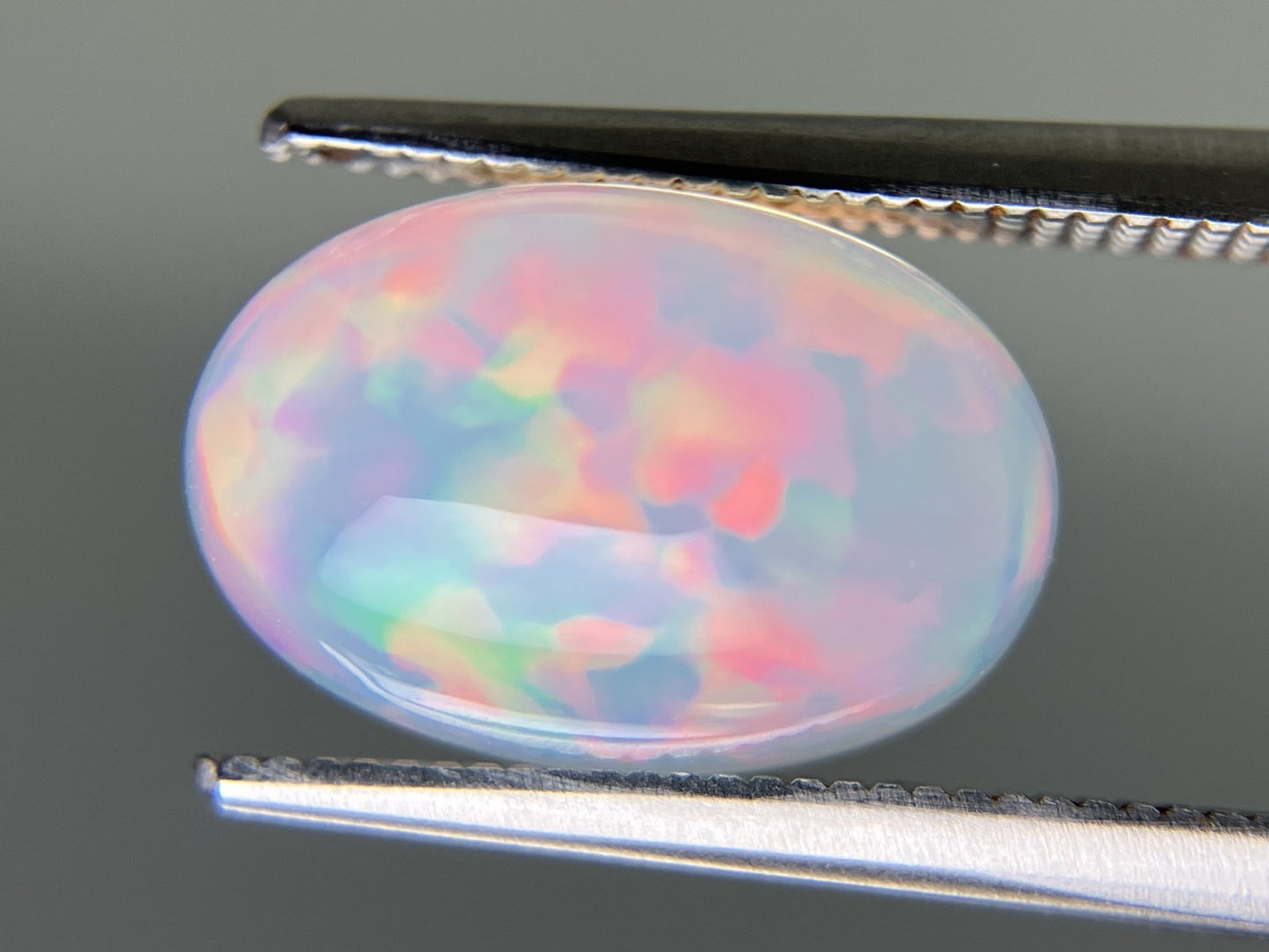 オパール 天然 3.860ct 宝石ソーティング付き 13.1㎜×8.9㎜×6.2㎜ ルース（ 裸石 ） 6163YY