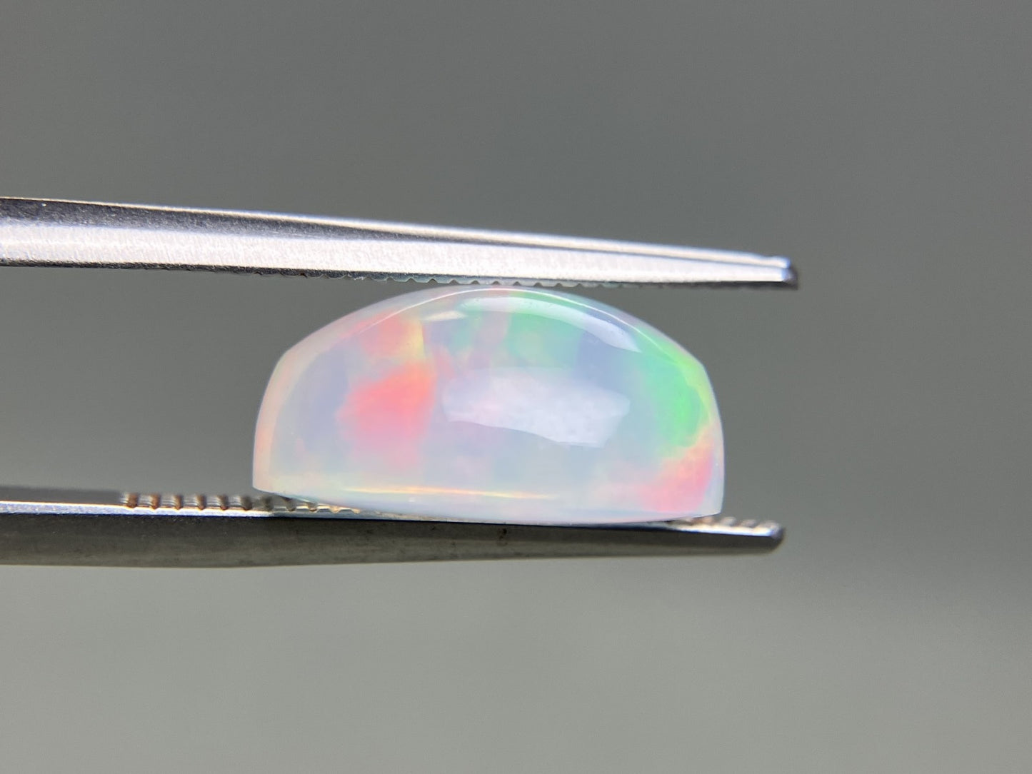 オパール 天然 3.860ct 宝石ソーティング付き 13.1㎜×8.9㎜×6.2㎜ ルース（ 裸石 ） 6163YY