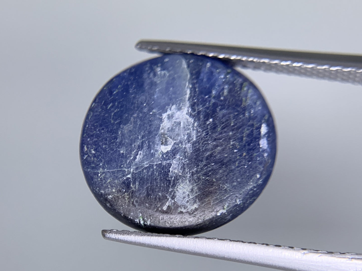 サファイア 天然 12.075ct 宝石ソーティング付き 14.5㎜×13.6㎜×5.3㎜ ルース（ 裸石 ） 8261Y