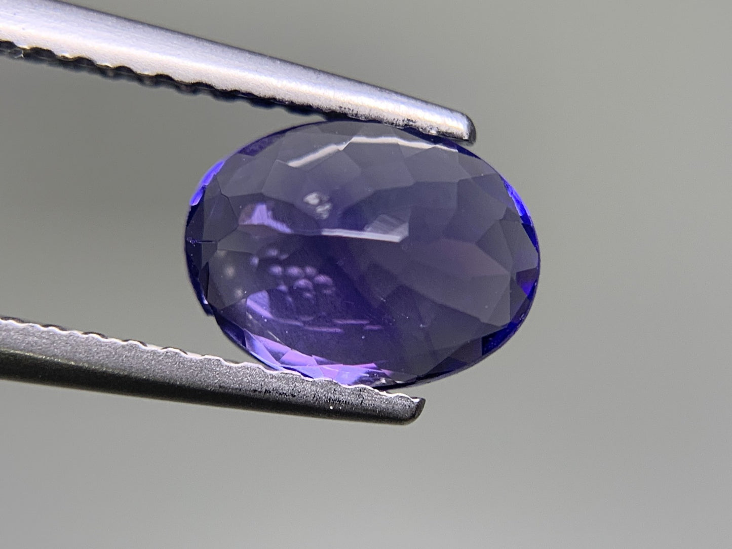 タンザナイト　1.144ct　宝石ソーティング付き　縦7.9㎜×横6.1㎜×高さ3.3㎜　 ルース（ 裸石 ）　 1726Y